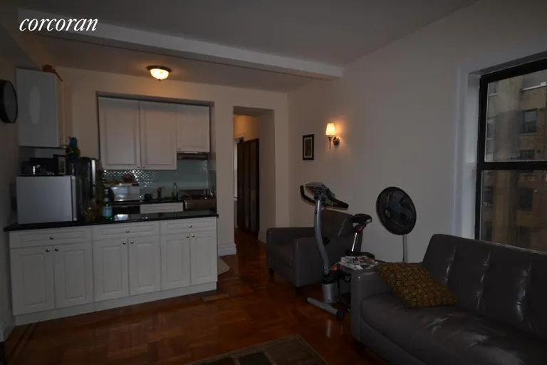 New York City Real Estate | View 133 West 71st Street, 7A | 1 Bed, 1 Bath | View 1
