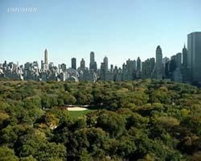 New York City Real Estate | View 15 West 63rd Street, 20A | room 1 | View 2
