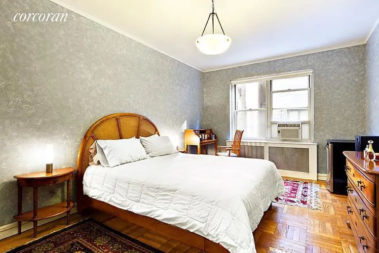 New York City Real Estate | View 29 West 64th Street, 2E | room 3 | View 4