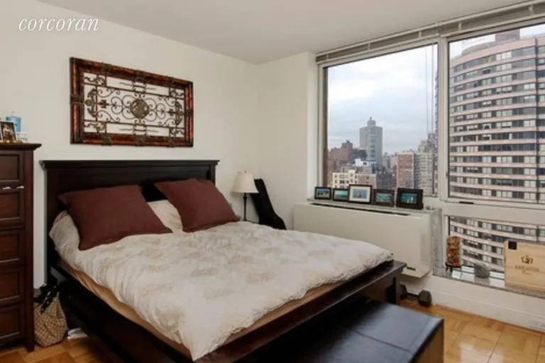 New York City Real Estate | View 215-217 East 96th Street, 23L | room 2 | View 3