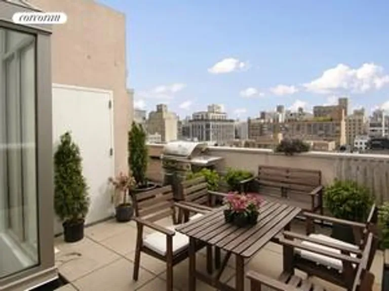 New York City Real Estate | View 136 West 17th Street, PHB | room 4 | View 5