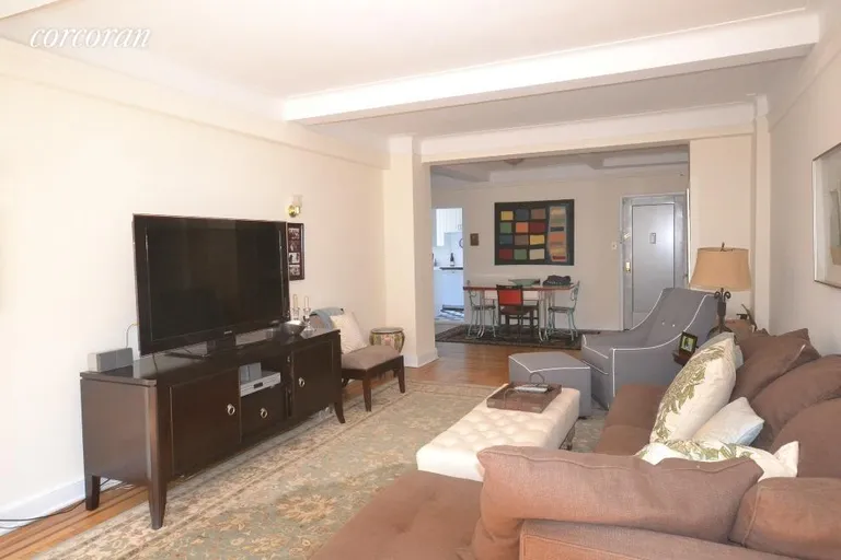 New York City Real Estate | View 201 West 77th Street, 6E | room 1 | View 2