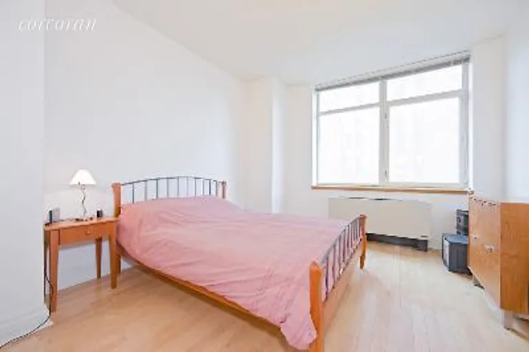 New York City Real Estate | View 1760 Second Avenue, 18E | room 2 | View 3