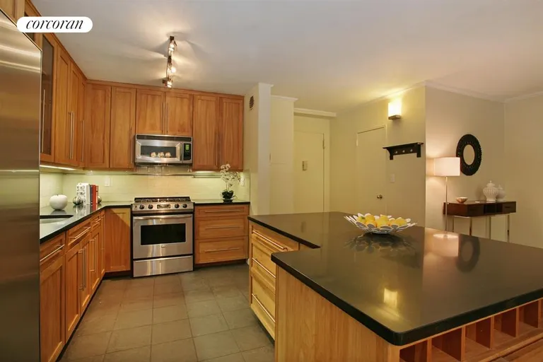 New York City Real Estate | View 100 WEST 89TH STREET, 2I | Kitchen | View 8