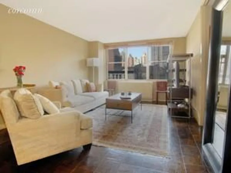 New York City Real Estate | View 301 East 79th Street, 5E | 1 Bed, 1 Bath | View 1