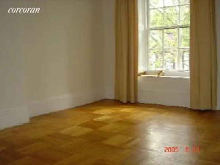 New York City Real Estate | View 223 East 62nd Street, UPPER DUPL | room 2 | View 3