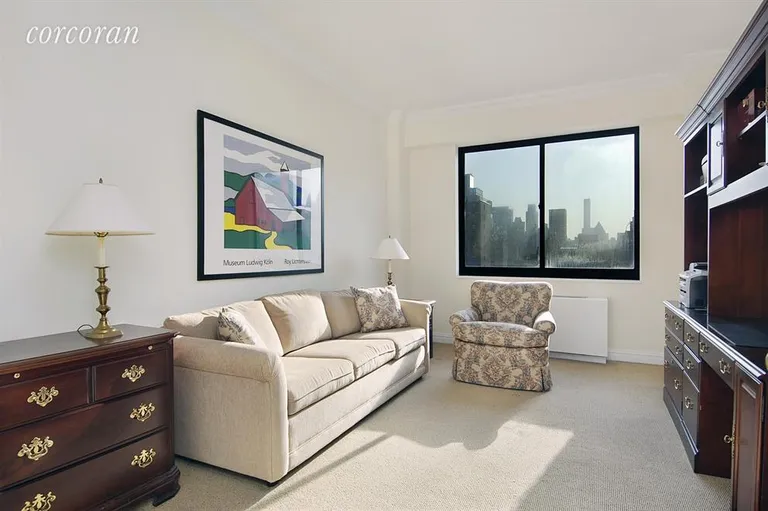New York City Real Estate | View 350 East 72nd Street, 16B | Bedroom | View 4