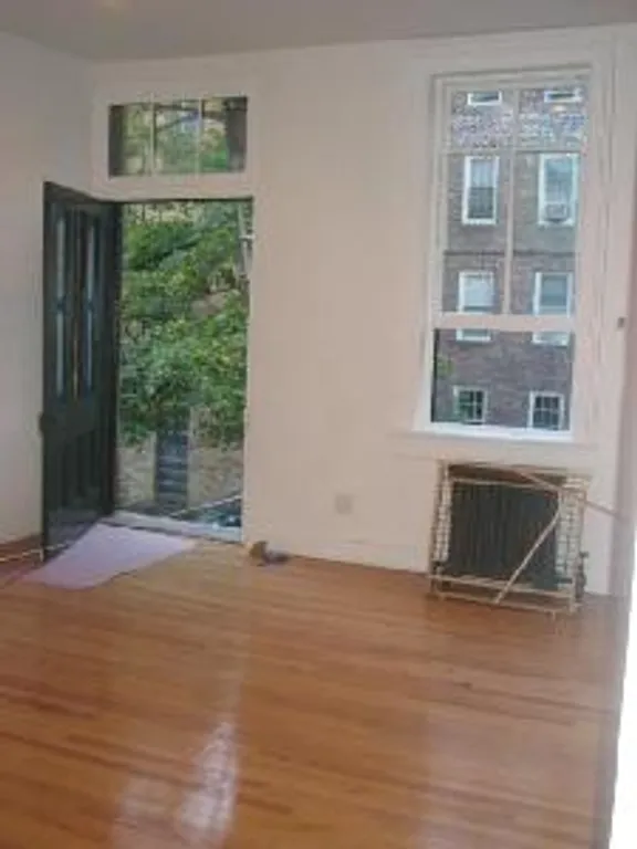 New York City Real Estate | View 28 College Place, house | room 1 | View 2