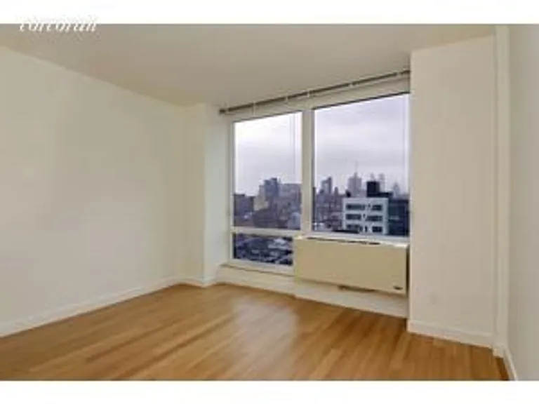 New York City Real Estate | View 450 West 17th Street, 1402 | room 2 | View 3