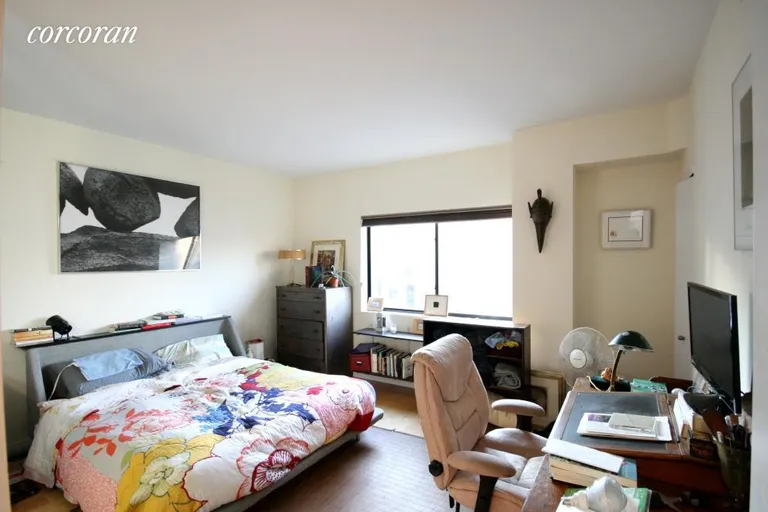 New York City Real Estate | View 20 Tiffany Place, 3N | room 3 | View 4