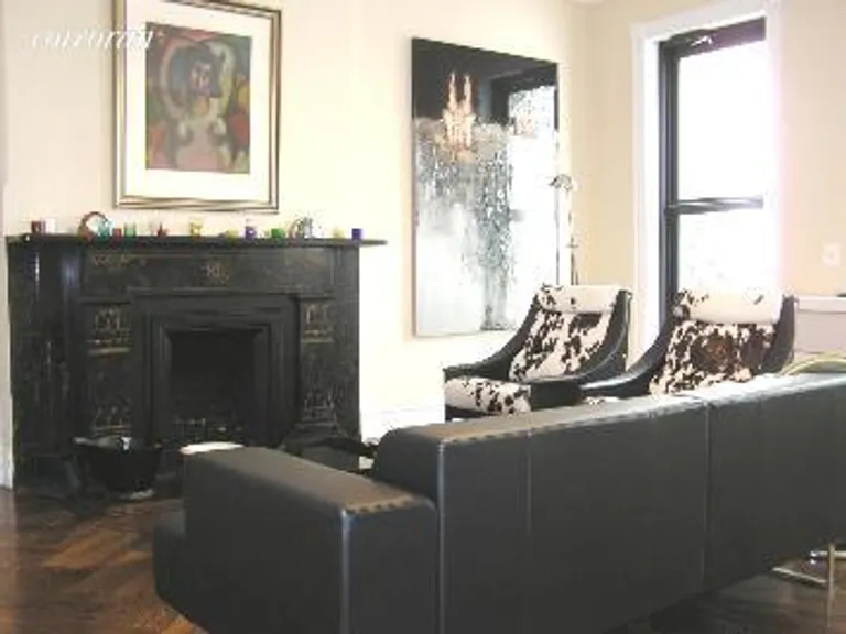 New York City Real Estate | View 113 East 64th Street, 4 | 1 Bed, 1 Bath | View 1