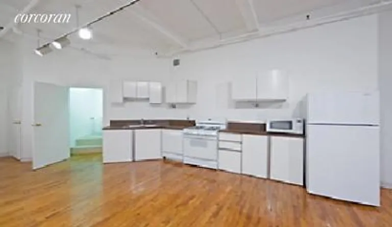 New York City Real Estate | View 109 West 26th Street, 6B | room 2 | View 3