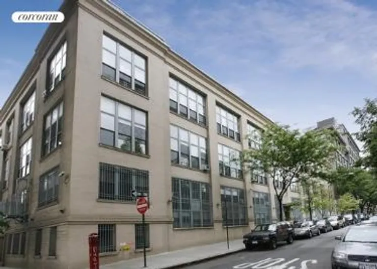 New York City Real Estate | View 204 Huntington Street, TH6 | room 2 | View 3