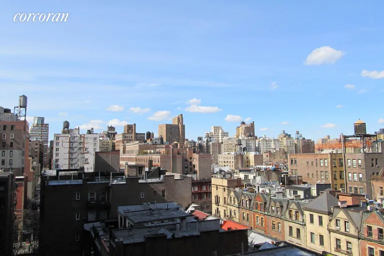 New York City Real Estate | View 27 West 72nd Street, 1008 | room 3 | View 4