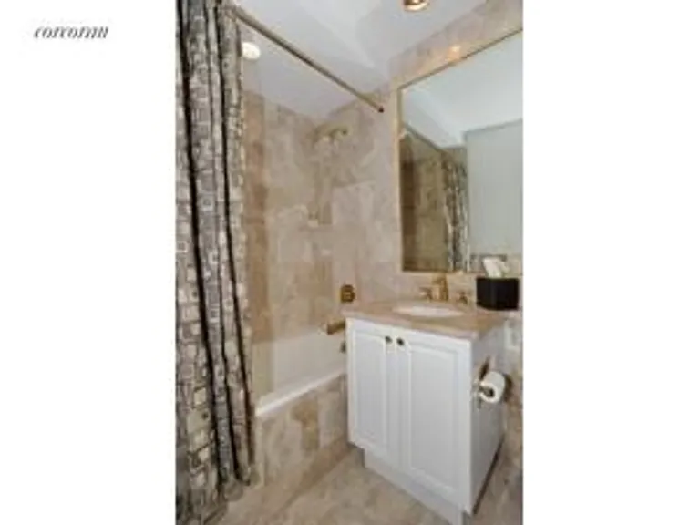 New York City Real Estate | View 220 Riverside Boulevard, 17B | Bathroom | View 3