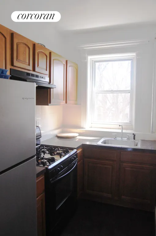 New York City Real Estate | View 718 Macon Street, 2 | room 3 | View 4