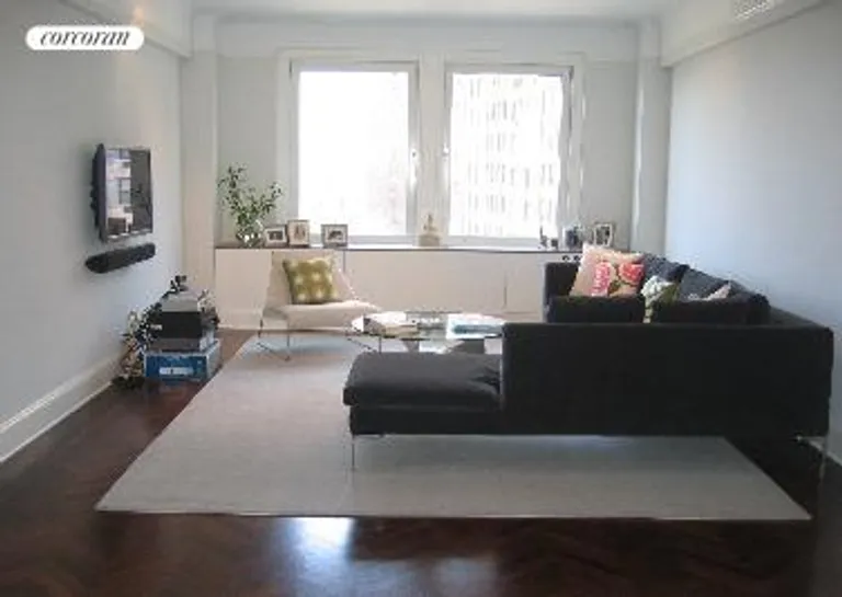New York City Real Estate | View 330 West 72nd Street, 5A | room 2 | View 3