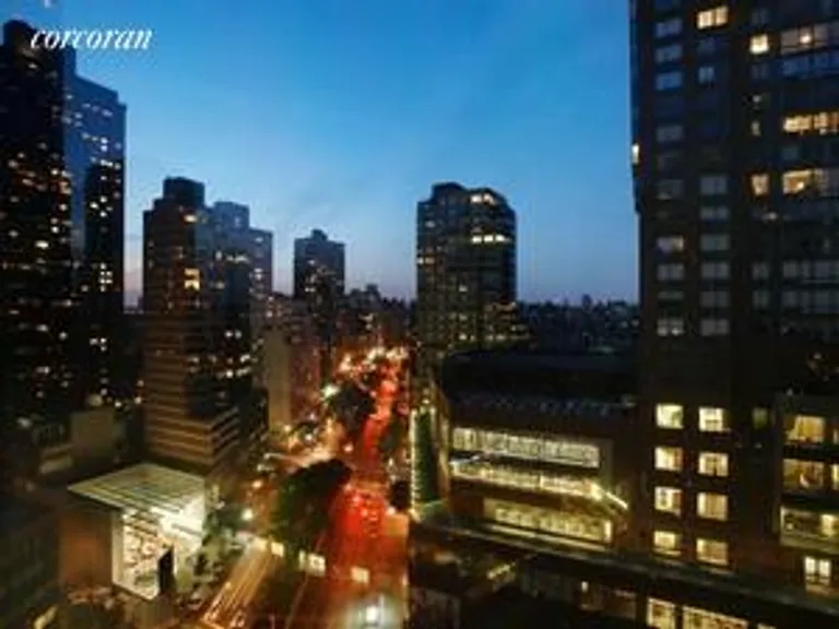 New York City Real Estate | View 150 Columbus Avenue, 17A | room 4 | View 5