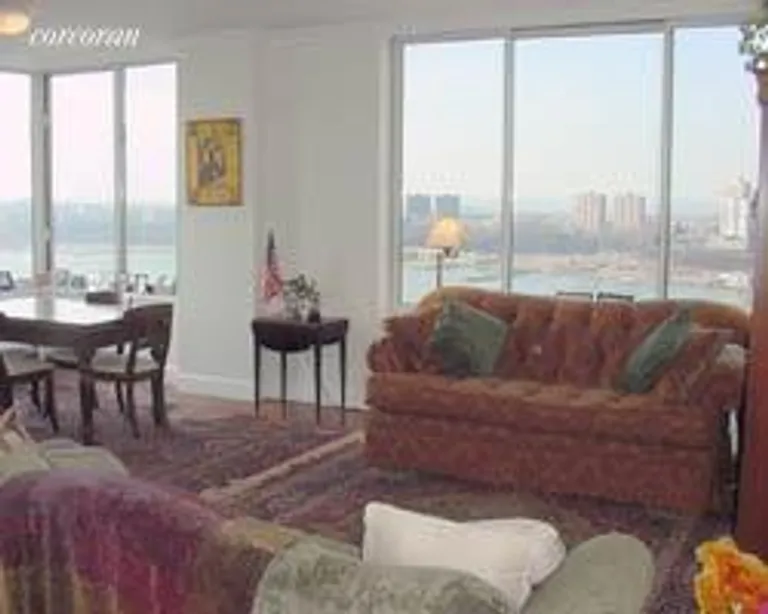 New York City Real Estate | View 200 Riverside Boulevard, 32A | 3 Beds, 3 Baths | View 1
