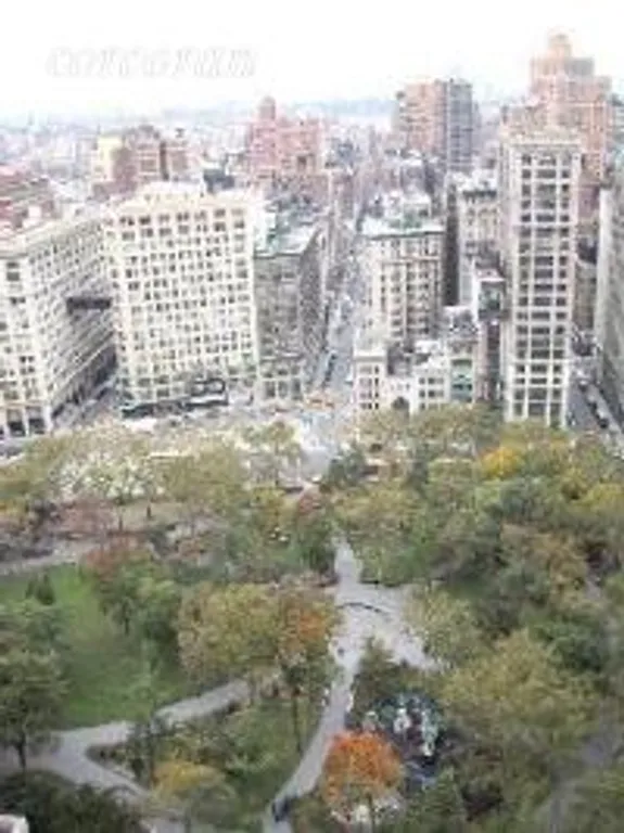New York City Real Estate | View 45 East 25th Street, 21A | room 2 | View 3