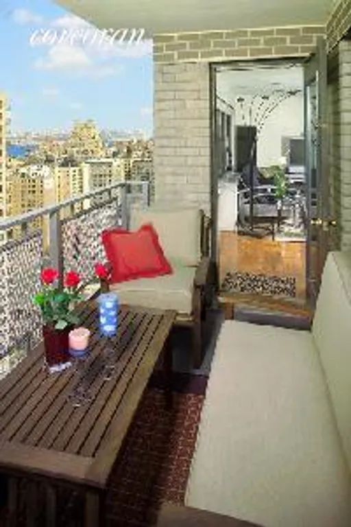 New York City Real Estate | View 170 West End Avenue, 27E | 1 Bed, 1 Bath | View 1