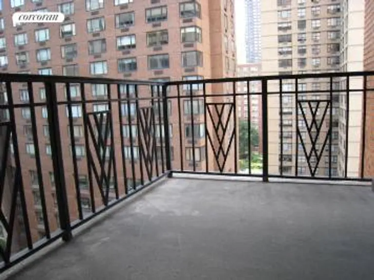 New York City Real Estate | View 43 West 61st Street, 10D | room 5 | View 6