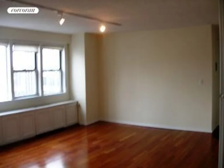 New York City Real Estate | View 77 East 12th Street, 16EF | room 6 | View 7