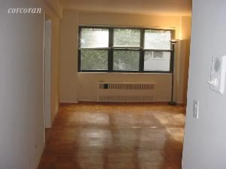 New York City Real Estate | View 11 East 87th Street, 3FG | room 2 | View 3