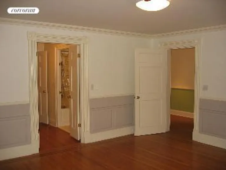 New York City Real Estate | View 104 Willow Place, 1 FL | room 3 | View 4