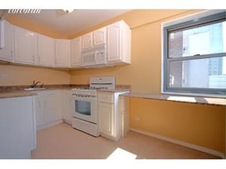 New York City Real Estate | View 270 Jay Street, 8K | 1 Bath | View 1