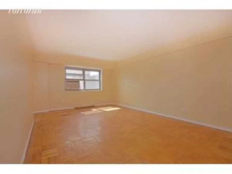 New York City Real Estate | View 270 Jay Street, 8K | room 2 | View 3