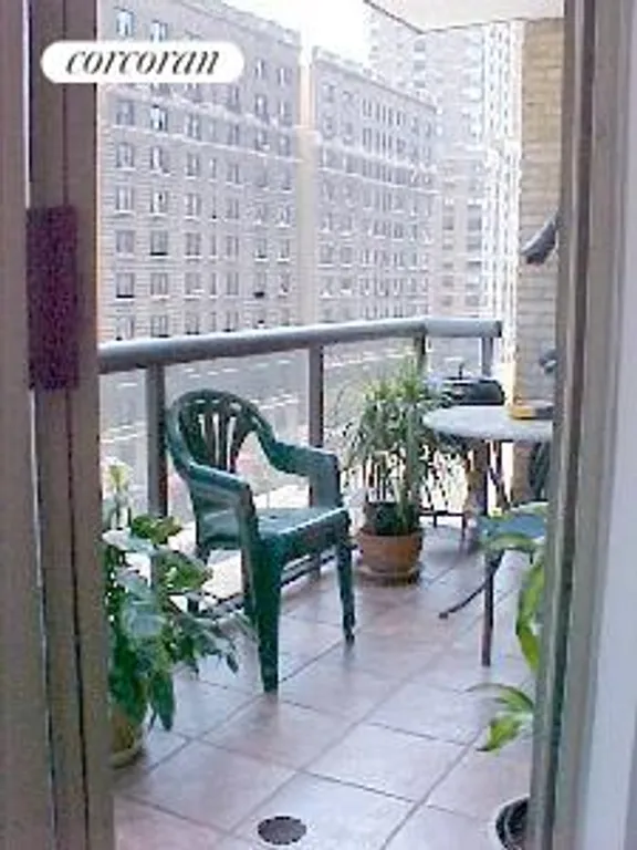 New York City Real Estate | View 250 West 90th Street, 8K | room 5 | View 6
