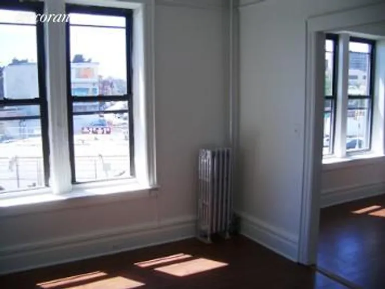 New York City Real Estate | View 557 Franklin Avenue, 12 | 3 Beds, 1 Bath | View 1
