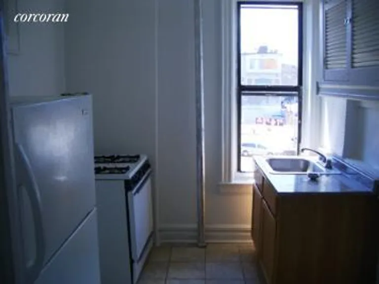 New York City Real Estate | View 557 Franklin Avenue, 12 | room 2 | View 3