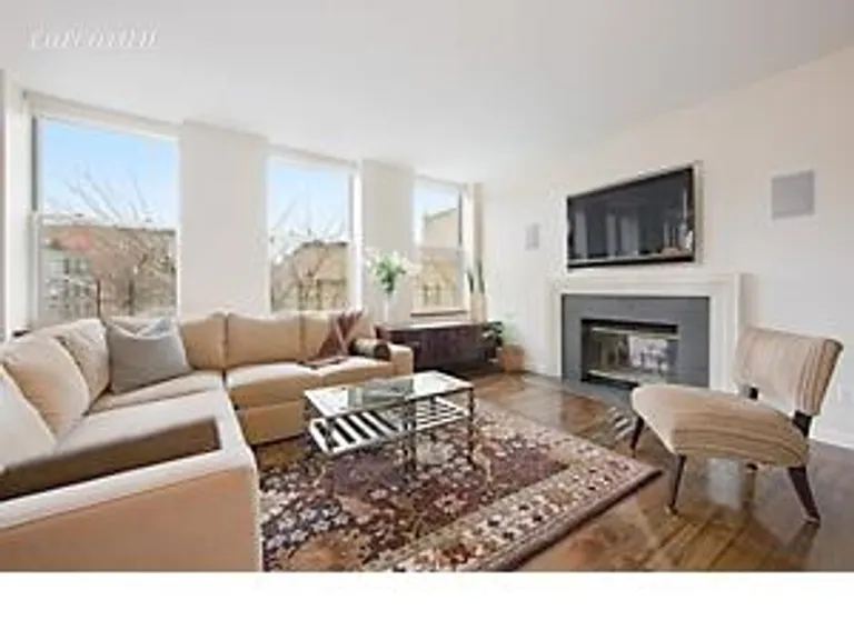 New York City Real Estate | View 534 Hudson Street, 3D | 2 Beds, 2 Baths | View 1