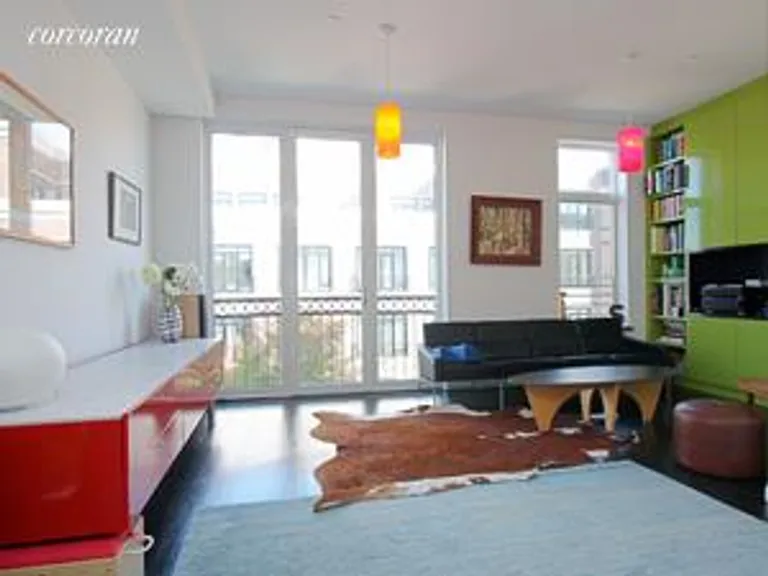 New York City Real Estate | View 330 2nd Street, 1F | room 2 | View 3