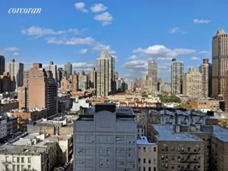 New York City Real Estate | View 301 East 79th Street, 16F | room 5 | View 6