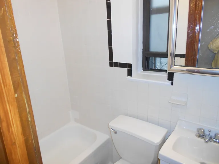 New York City Real Estate | View 409 14th Street, 1L | room 5 | View 6