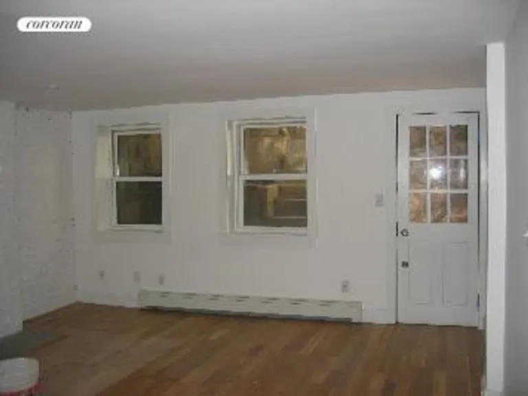 New York City Real Estate | View 32 Hicks Street, 1 | room 4 | View 5