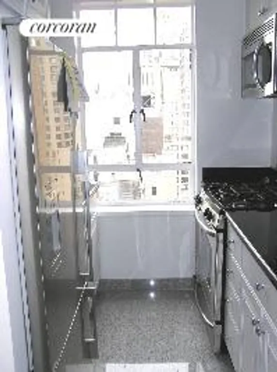 New York City Real Estate | View 240 Central Park South, 23A | room 6 | View 7