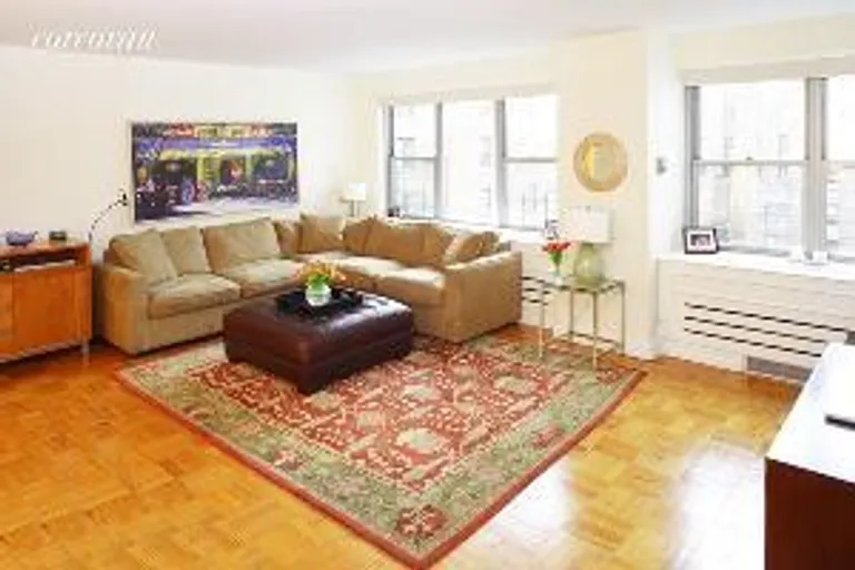 New York City Real Estate | View 15 West 72Nd Street, 17TU | 2 Beds, 2 Baths | View 1