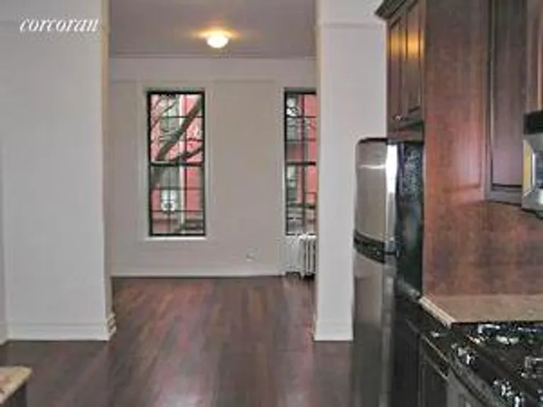 New York City Real Estate | View 155 East 85th Street, 22 | room 4 | View 5