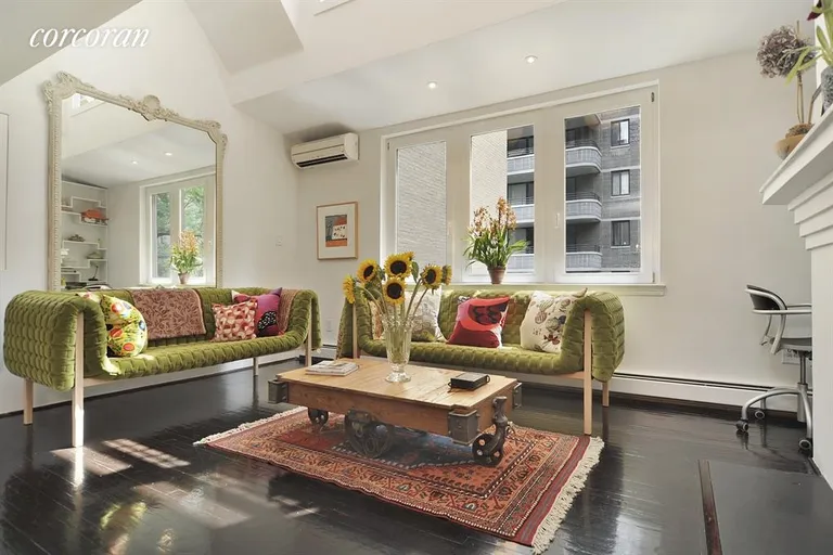 New York City Real Estate | View 314 East 50th Street, 4E | Living Room | View 2