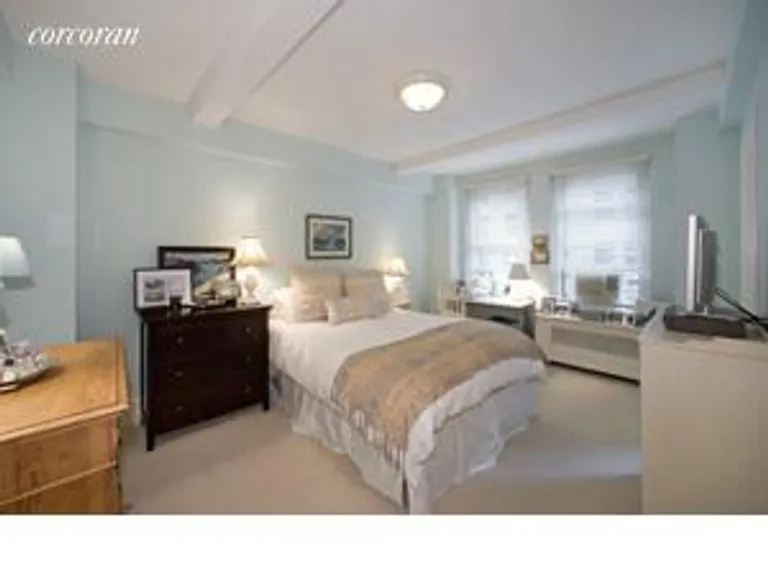 New York City Real Estate | View 215 East 73rd Street, 6B | room 2 | View 3