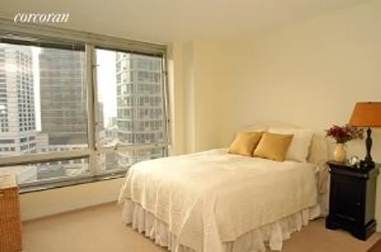 New York City Real Estate | View 150 Columbus Avenue, 18B | room 1 | View 2