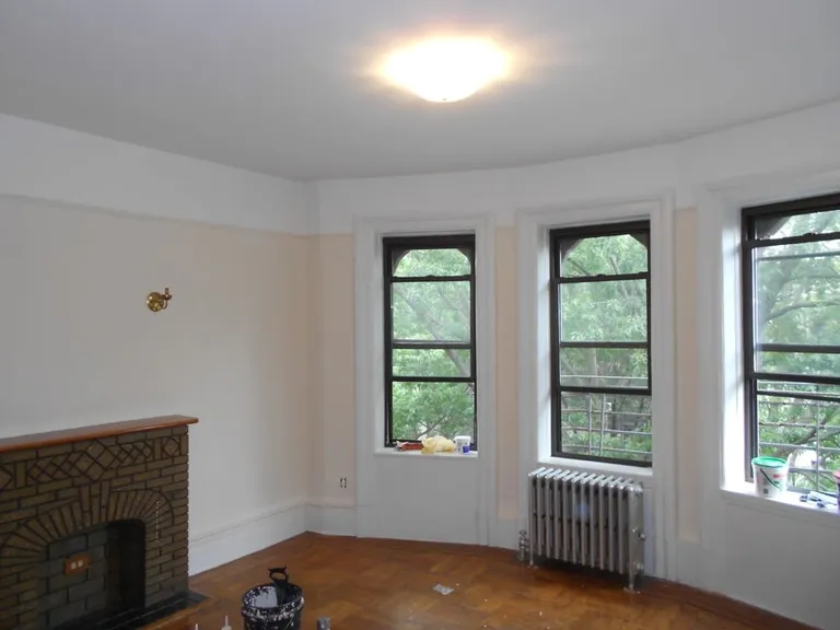 New York City Real Estate | View 812 8th Avenue, 4D | room 1 | View 2