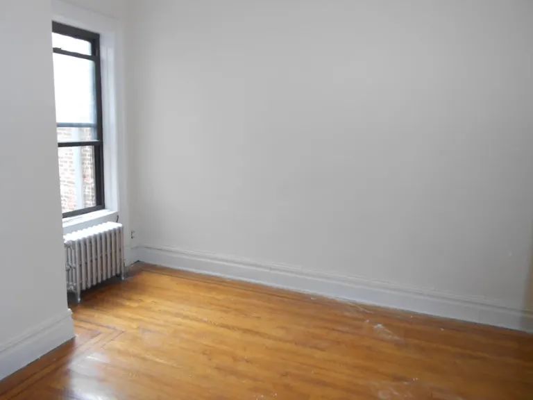 New York City Real Estate | View 812 8th Avenue, 4D | room 2 | View 3