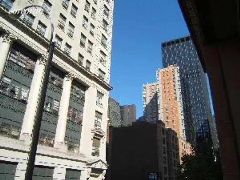 New York City Real Estate | View 350 West 50th Street, 2V | room 9 | View 10