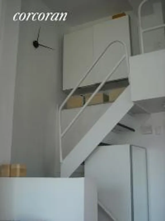 New York City Real Estate | View 226 East 2Nd Street, 6B | Stairs | View 8