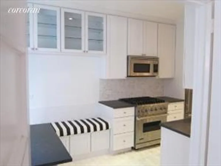 New York City Real Estate | View 25 Central Park West, 9Z | Eat-in, Windowed Kitchen | View 2